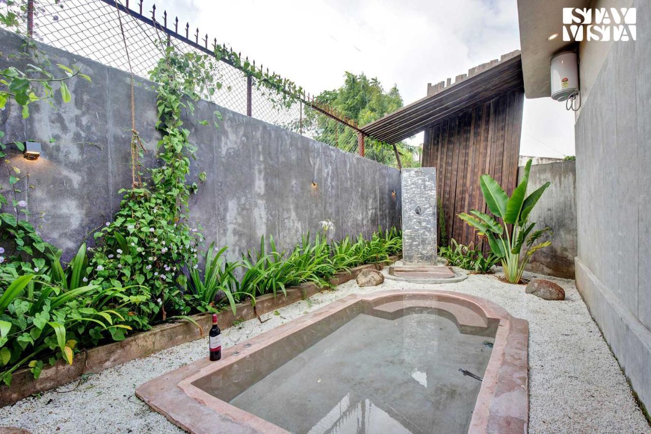 Stayvista'S The Earthen Boutique - City Escape With Spacious Pool, Terrace, Lawn & Indoor-Outdoor Games Udaipur Kültér fotó